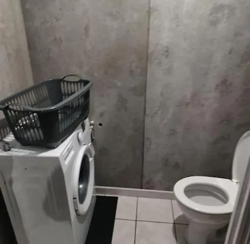 T2 Parking Privatif 1 Apartment *